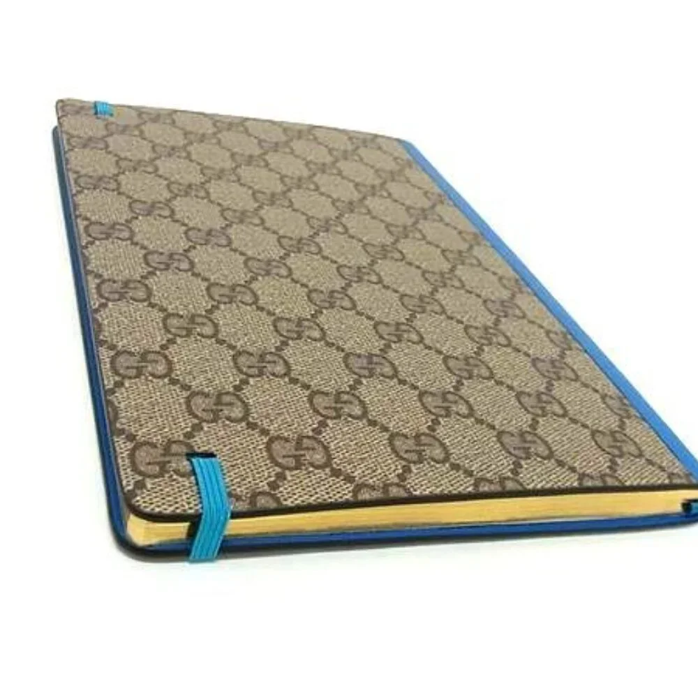 Gucci Disney Collaboration Donald Duck GG Supreme Notebook Brown Fm3097